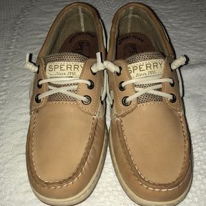 SPERRY top sider, NEW - NEVER WORN, size 6